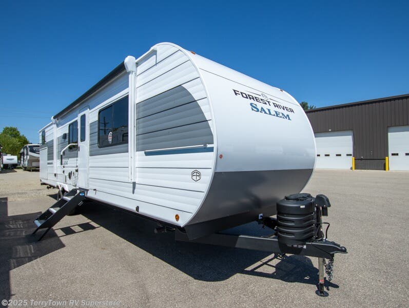 New 2025 Forest River Salem 33TS available in Grand Rapids, Michigan
