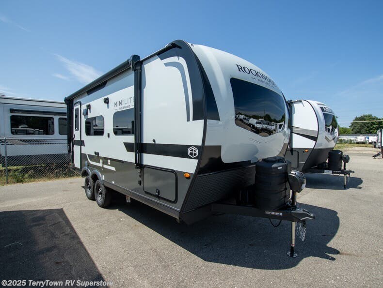 New 2026 Forest River Rockwood Mini Lite 2109S available in Grand Rapids, Michigan
