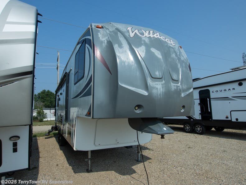 Used 2013 Forest River Wildcat Maxx 302RL available in Grand Rapids, Michigan