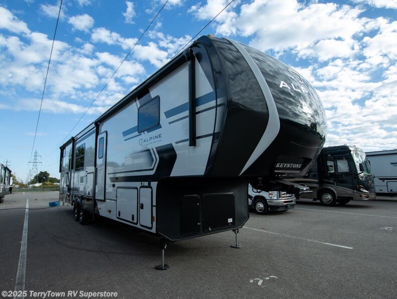 New 2026 Keystone Alpine Avalanche Edition 380LT available in Grand Rapids, Michigan