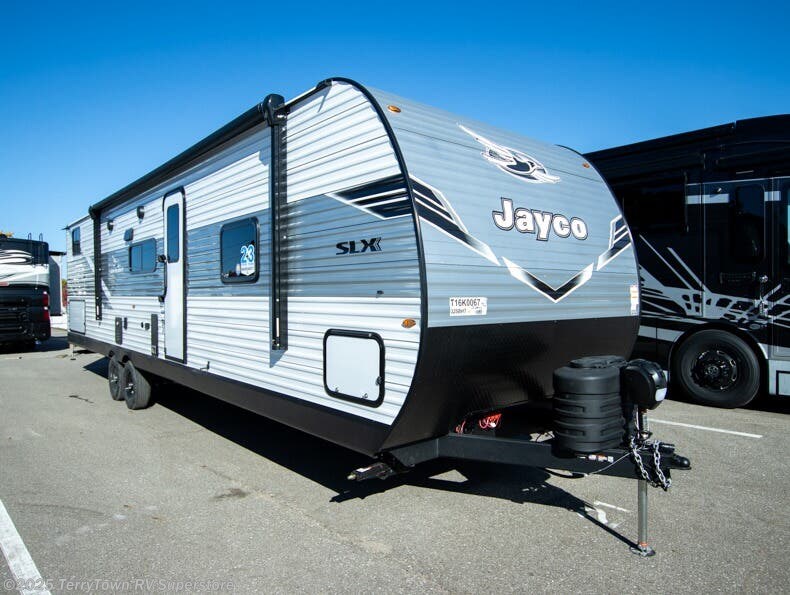 New 2026 Jayco Jay Flight SLX 325BHT available in Grand Rapids, Michigan
