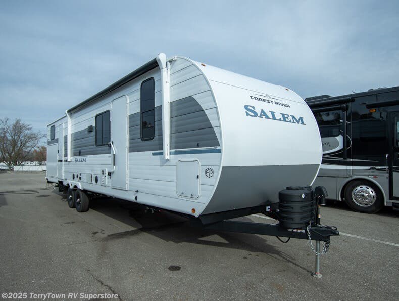 New 2026 Forest River Salem 32BHDS available in Grand Rapids, Michigan