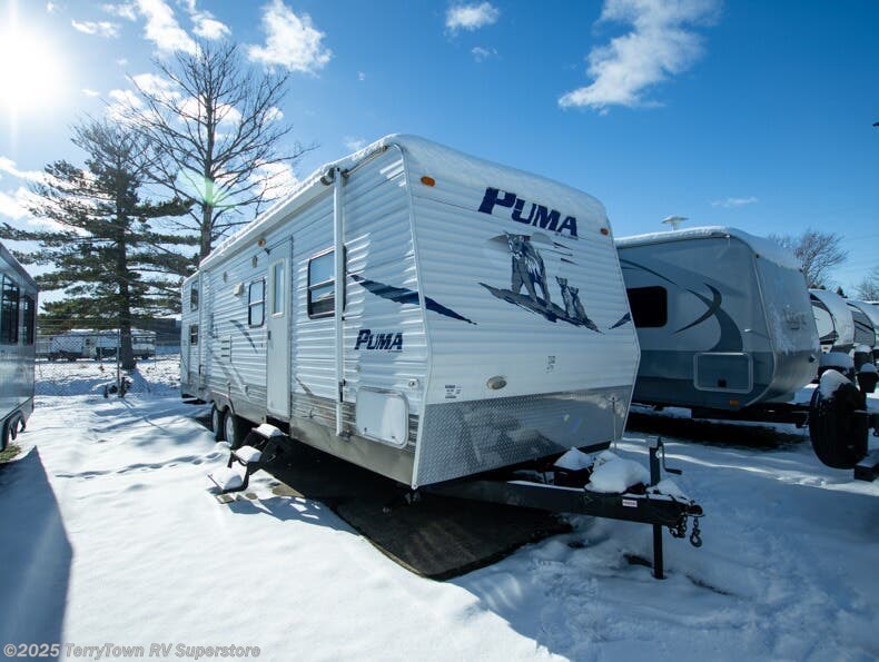 Used 2007 Palomino Puma 30DBSS available in Grand Rapids, Michigan
