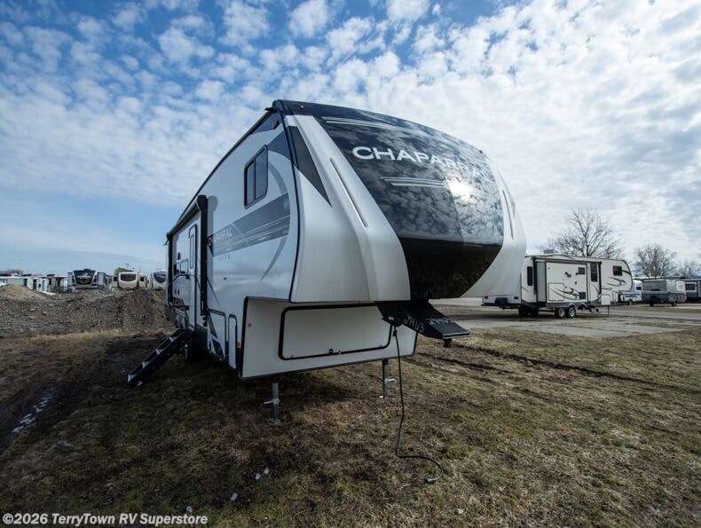 New 2022 Coachmen Chaparral Lite 274BH available in Grand Rapids, Michigan