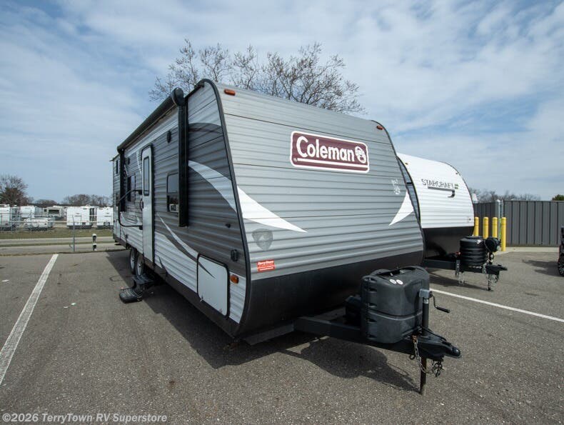 Used 2019 Coleman  Lantern Series 274BH available in Grand Rapids, Michigan