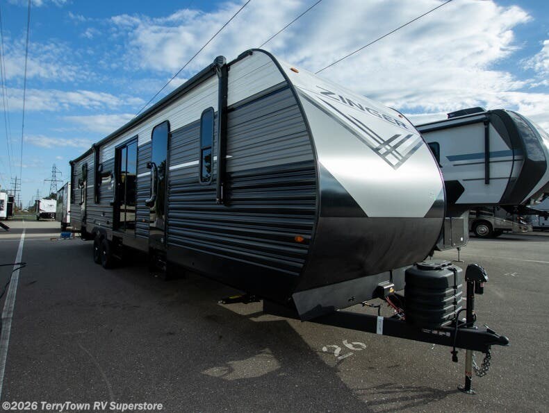 New 2026 CrossRoads Zinger ZR390DB available in Grand Rapids, Michigan