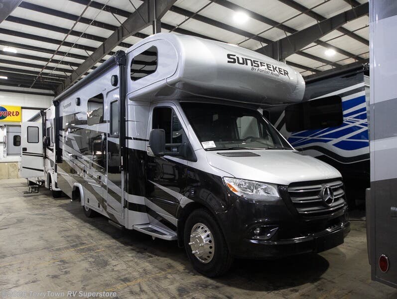 New 2025 Forest River Sunseeker 2400BDS available in Grand Rapids, Michigan