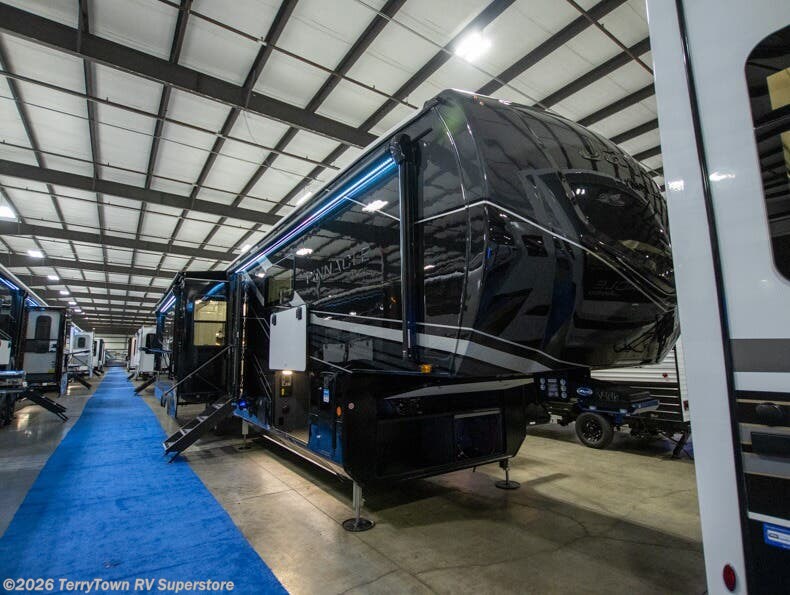 New 2026 Jayco Pinnacle 38FBRK available in Grand Rapids, Michigan