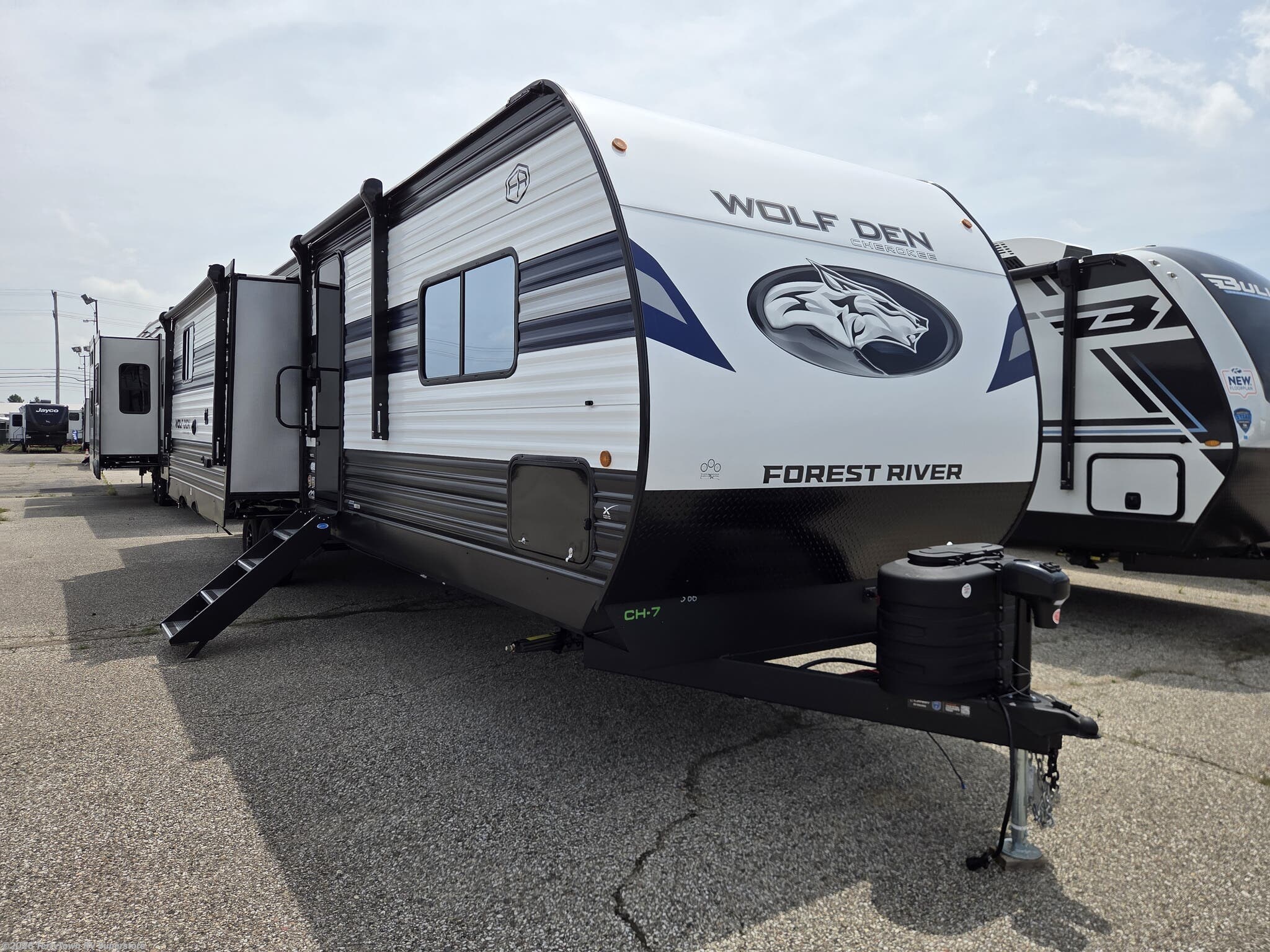 New 2027 Forest River Cherokee Wolf Den 304SR available in Grand Rapids, Michigan