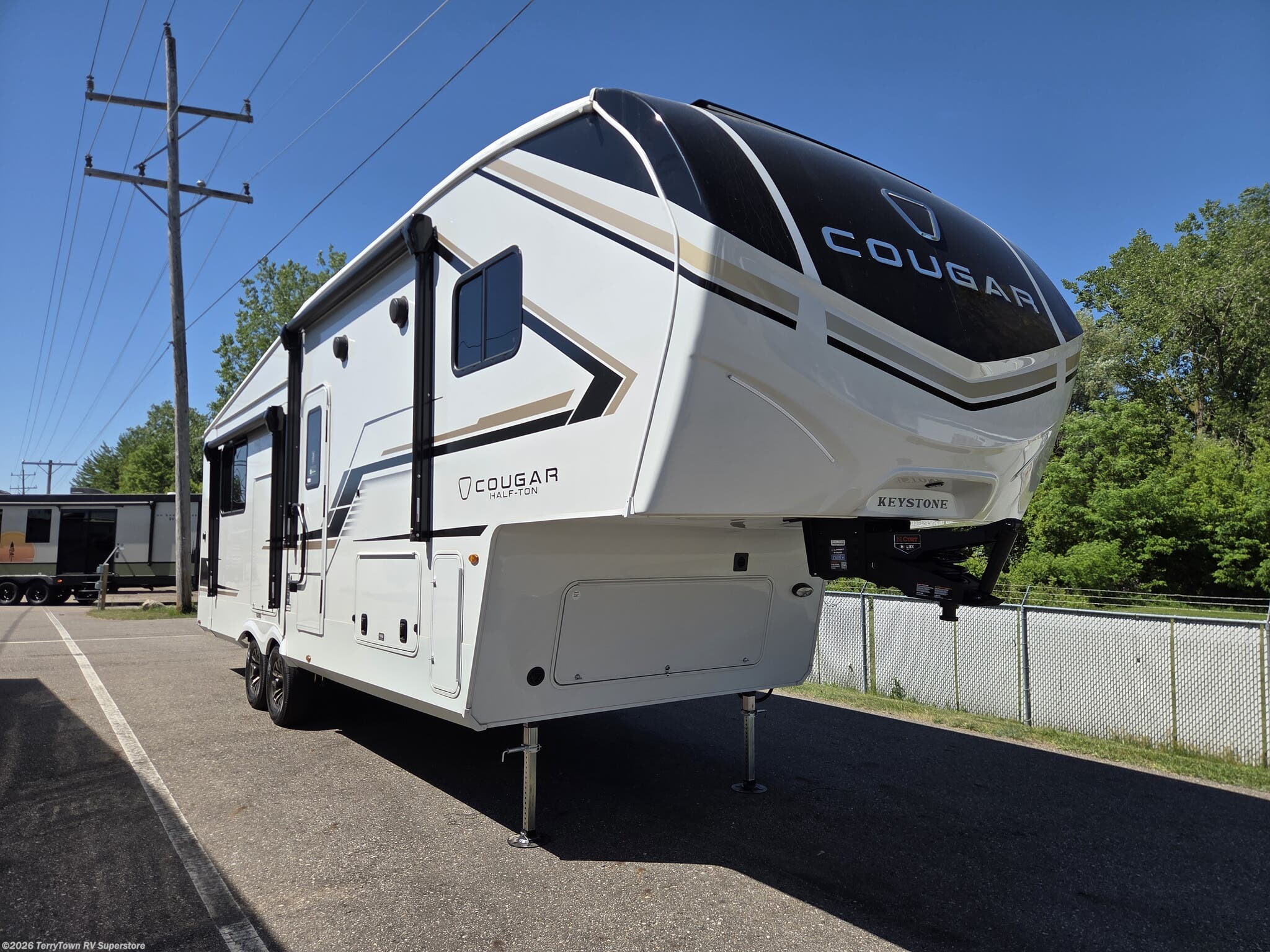 New 2027 Keystone Cougar Half-Ton 26RKE available in Grand Rapids, Michigan