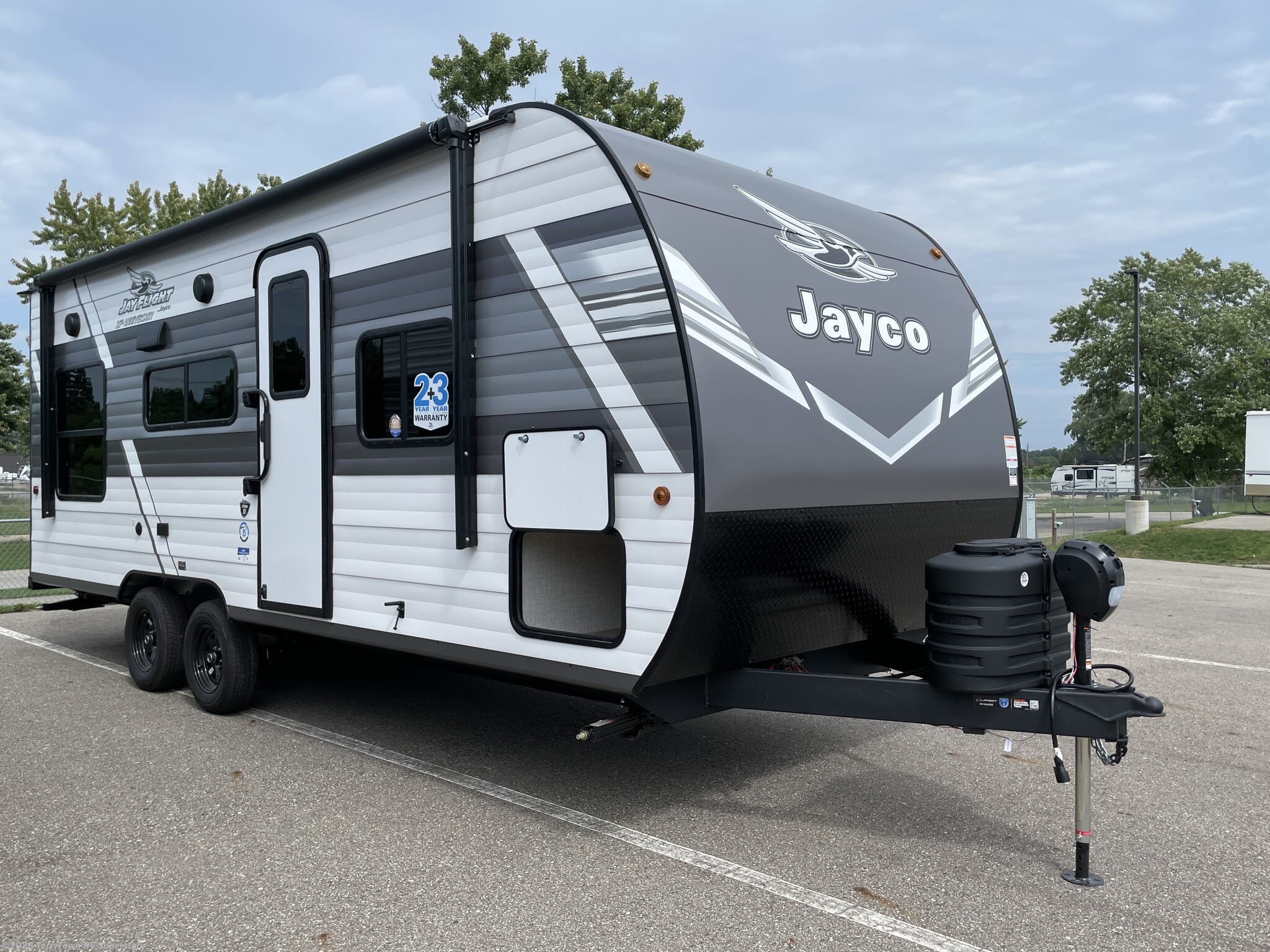 New 2027 Jayco Jay Flight SLX 210QB available in Grand Rapids, Michigan