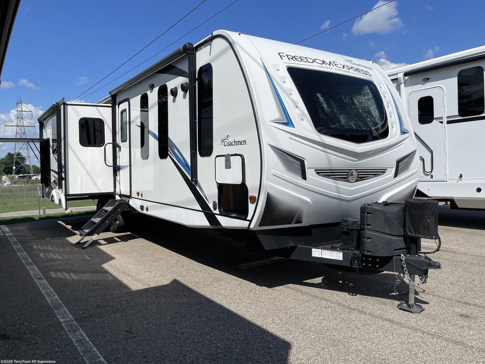 Used 2021 Coachmen Freedom Express Liberty Edition 324RLDSLE available in Grand Rapids, Michigan