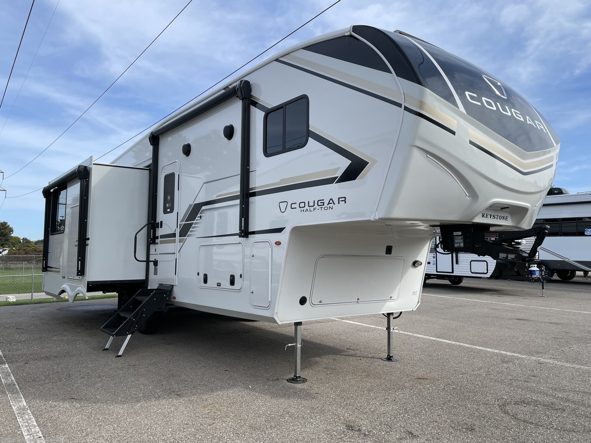New 2027 Keystone Cougar Half-Ton 26RKE available in Grand Rapids, Michigan