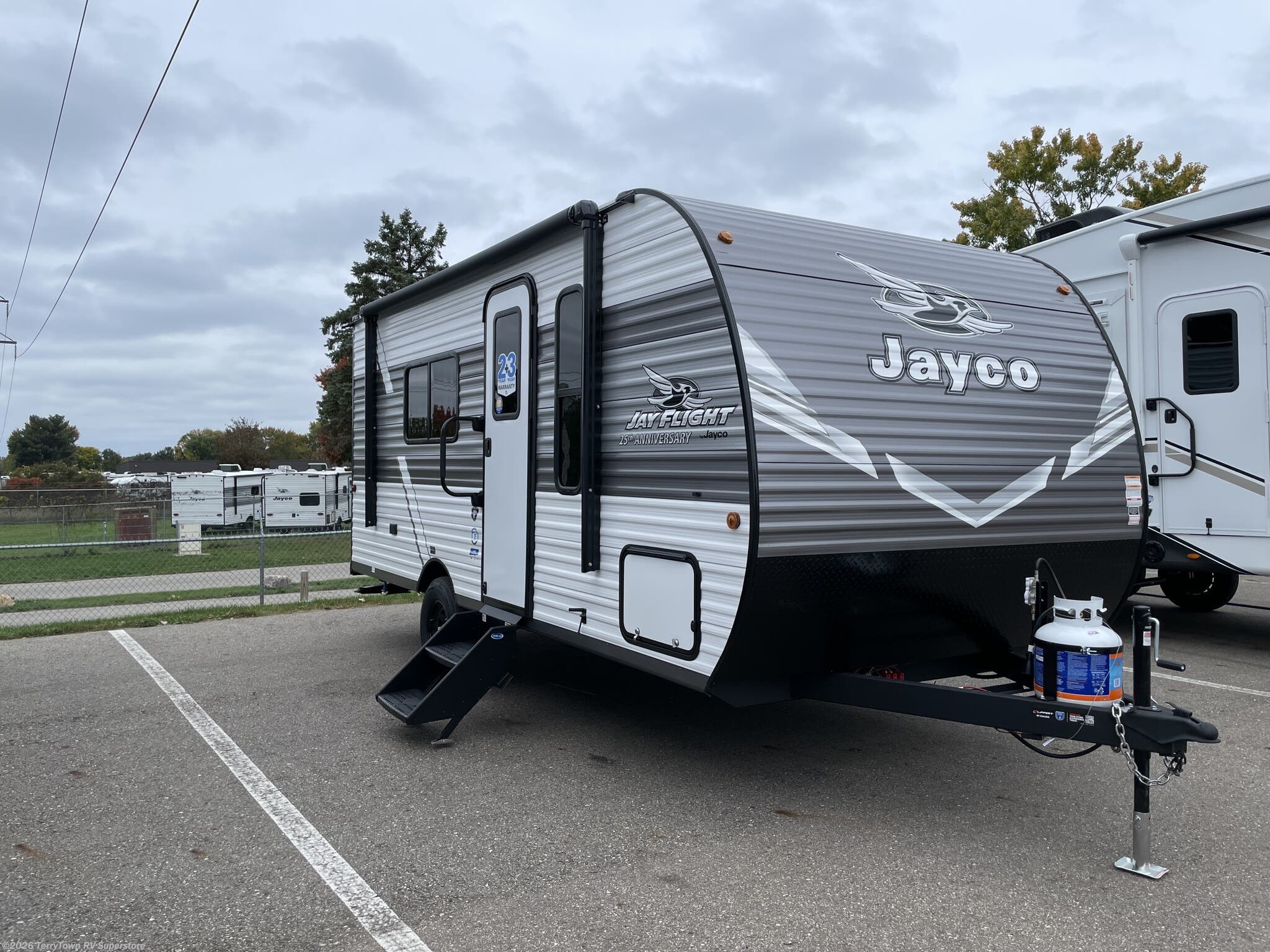New 2027 Jayco Jay Flight SLX 175FQ available in Grand Rapids, Michigan