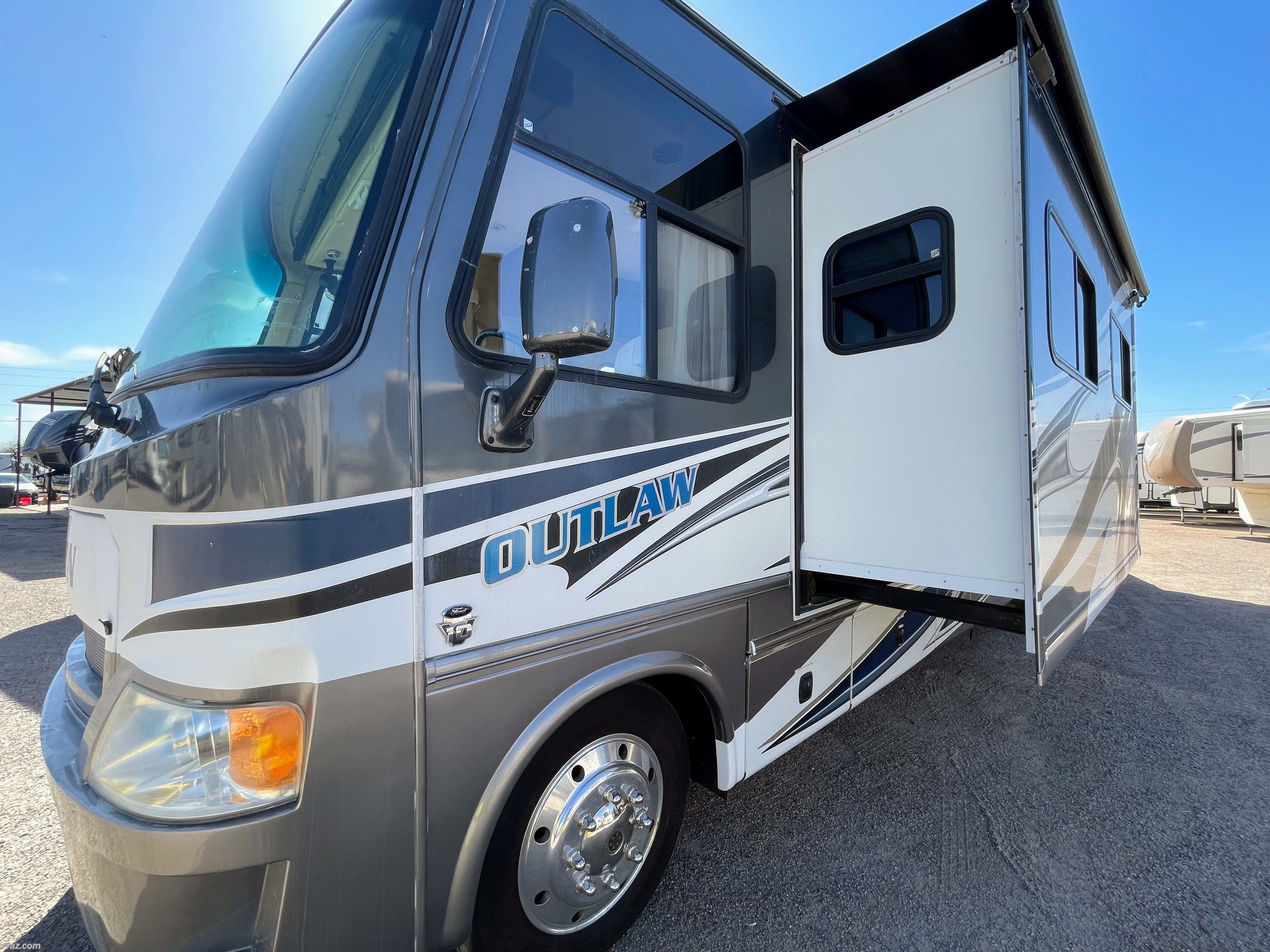 Used 2011 Thor Motor Coach Outlaw 3611 available in Mesa, Arizona