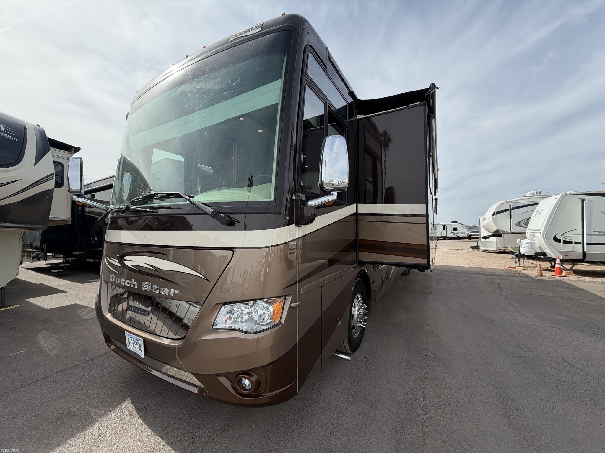 Used 2015 Newmar Dutch Star 4018 available in Mesa, Arizona