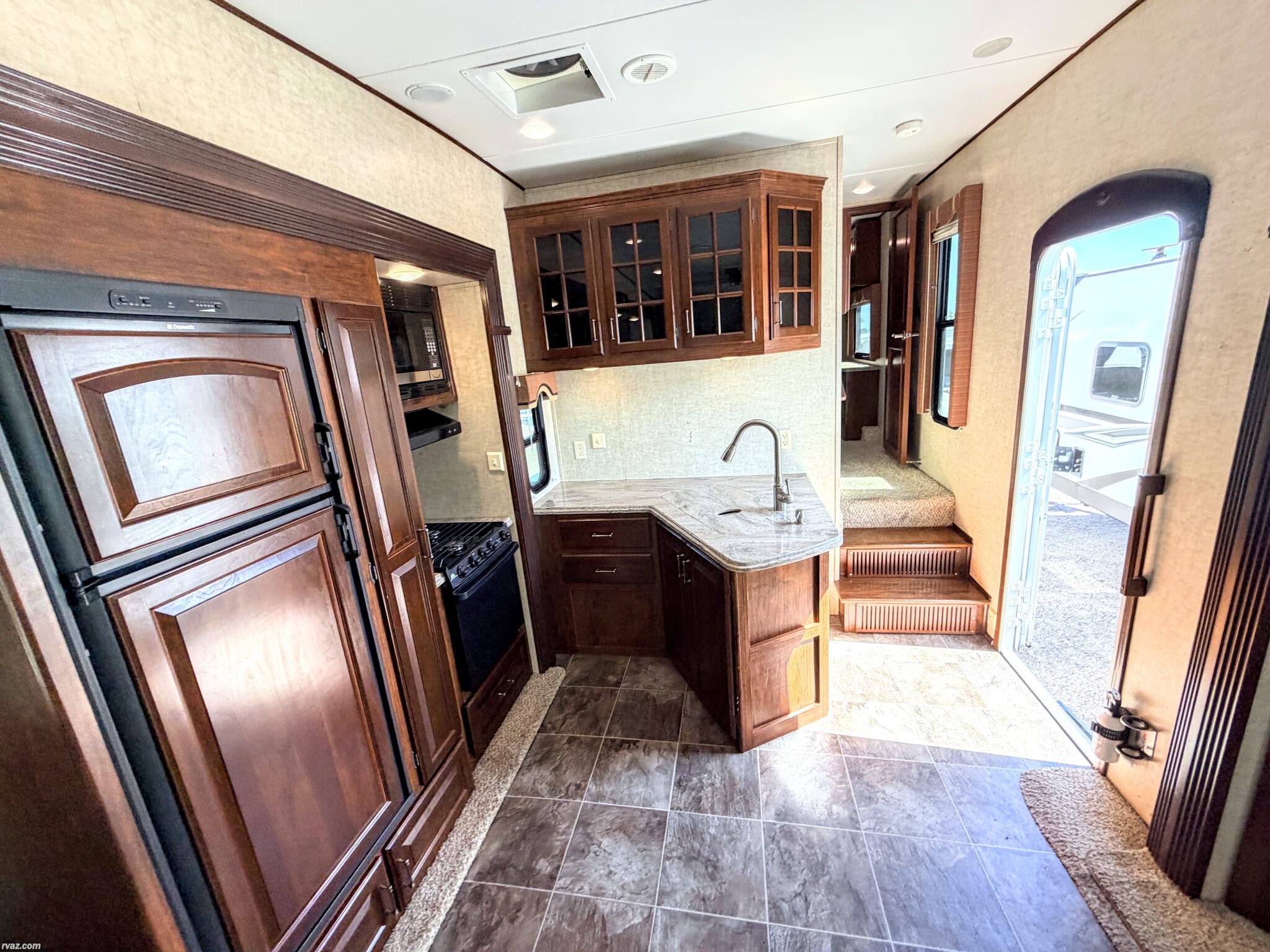 Used 2013 Keystone Avalanche 295RL available in Mesa, Arizona