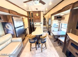 Used 2018 Palomino Columbus Compass 298RLC available in Mesa, Arizona
