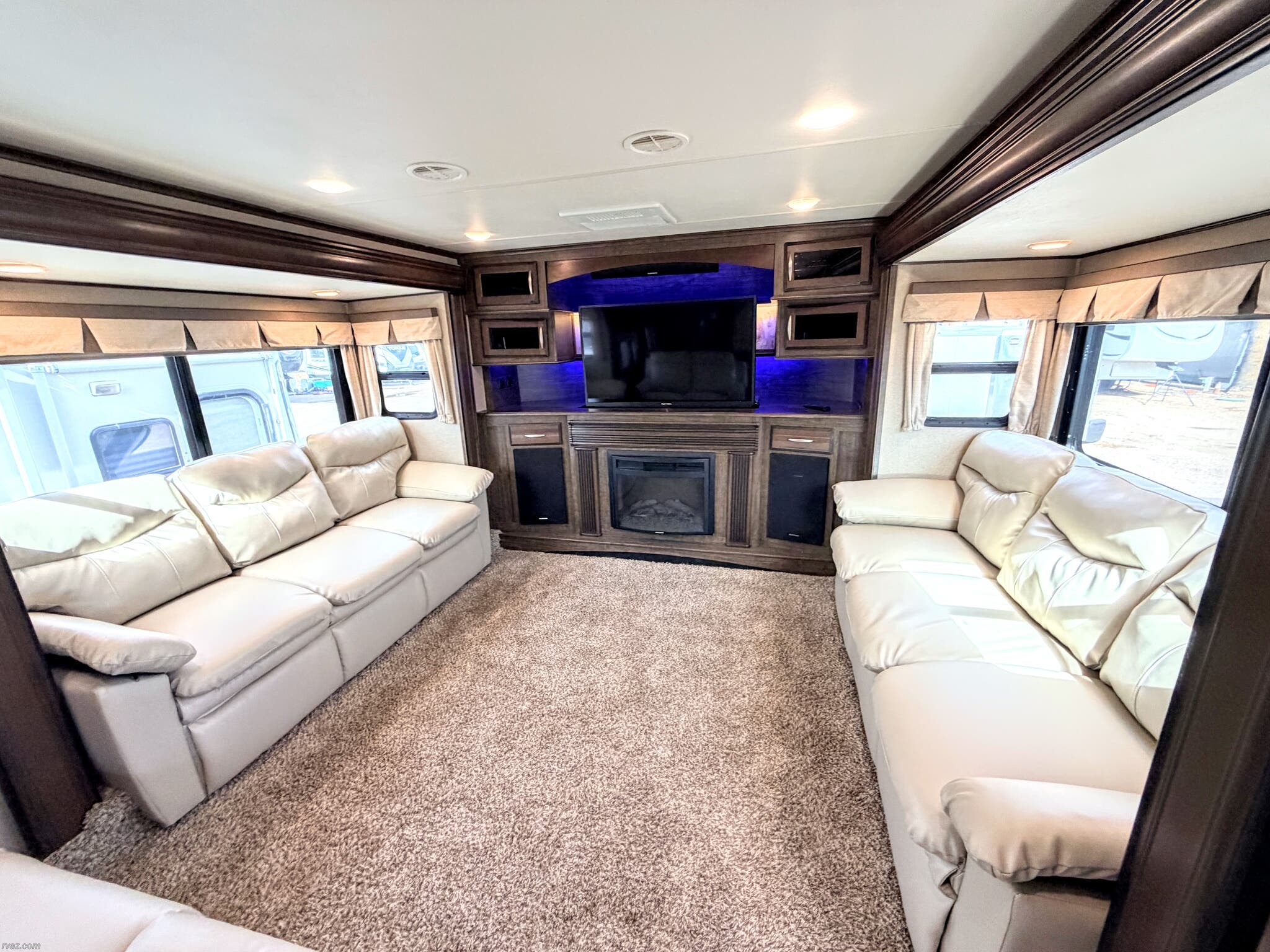 Used 2016 Grand Design Solitude 379FL available in Mesa, Arizona