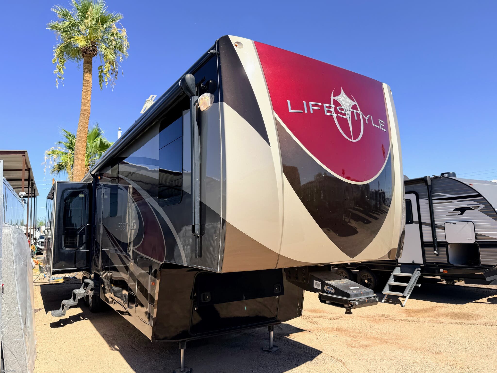 Used 2014 Lifestyle Luxury RV Lifestyle LS38RS available in Mesa, Arizona
