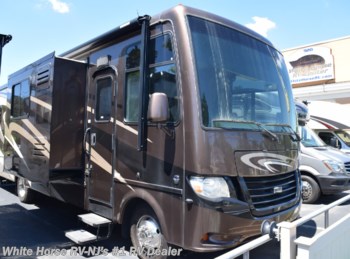 Used 2014 Newmar Bay Star 3215 available in Egg Harbor City, New Jersey