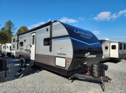  New 2023 Coachmen Catalina Legacy Edition 303QBCK available in Egg Harbor City, New Jersey