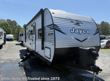 Used 2025 Jayco Jay Flight SLX 294QBS available in Egg Harbor City, New Jersey