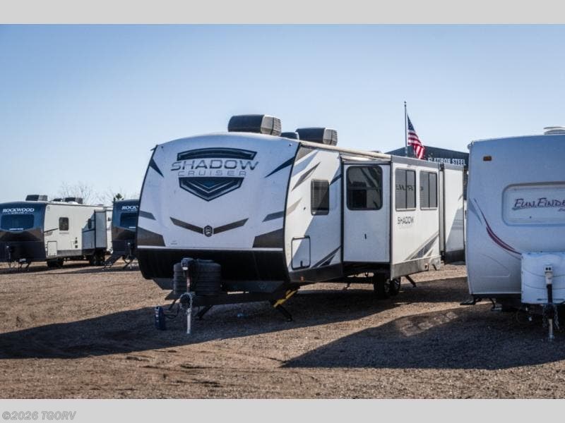 Used 2024 Cruiser RV Shadow Cruiser 325BHS available in Greeley, Colorado