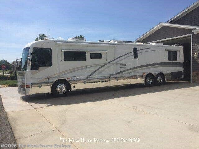 Used 2000 American Coach American Heritage 45 IS available in Salisbury, Maryland