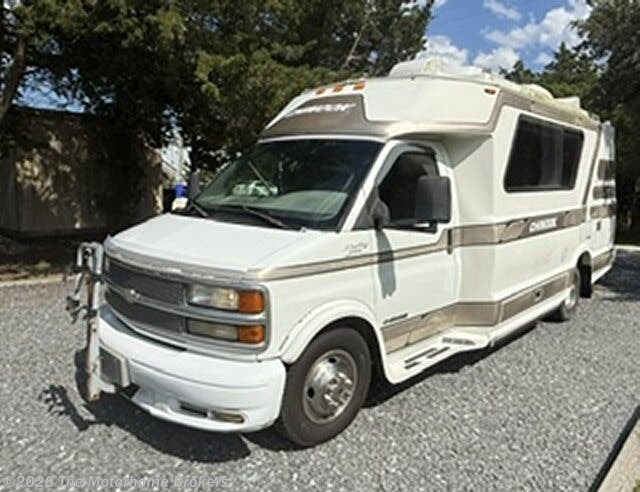 Used 2000 Chinook Destiny 2400 (in Milton, DE} available in Salisbury, Maryland