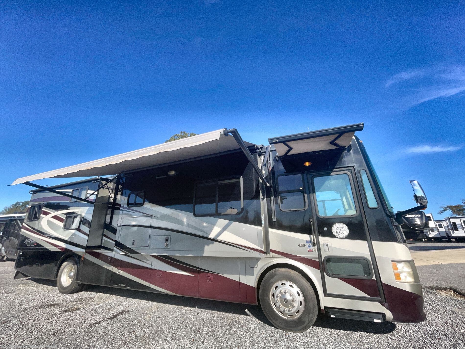 Used 2014 Tiffin Allegro 38QBA available in Theodore, Alabama