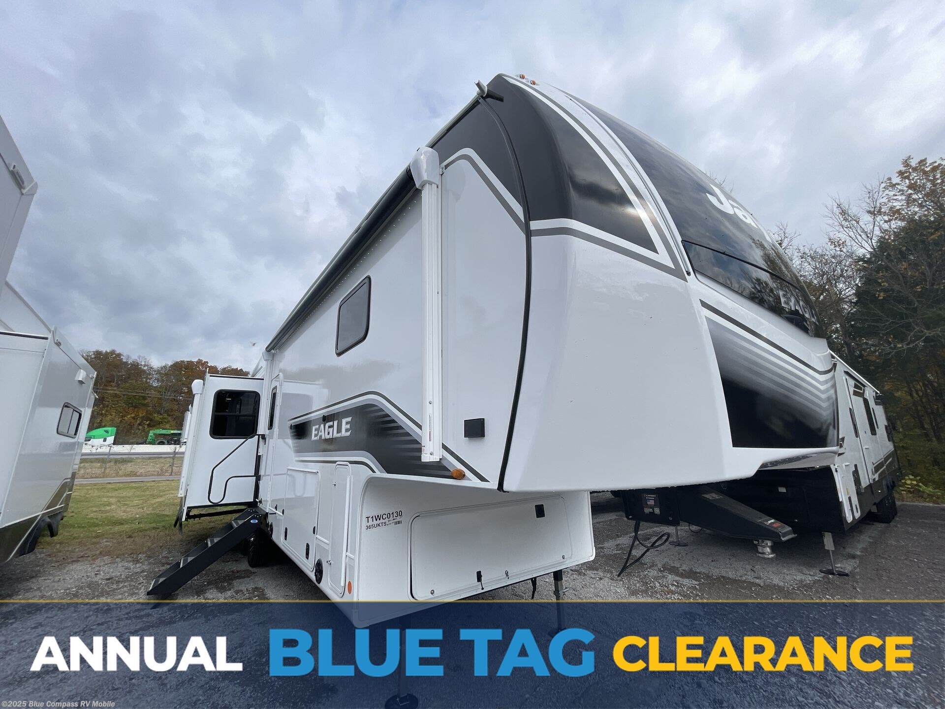 New 2026 Jayco Eagle 365UKTS available in Theodore, Alabama