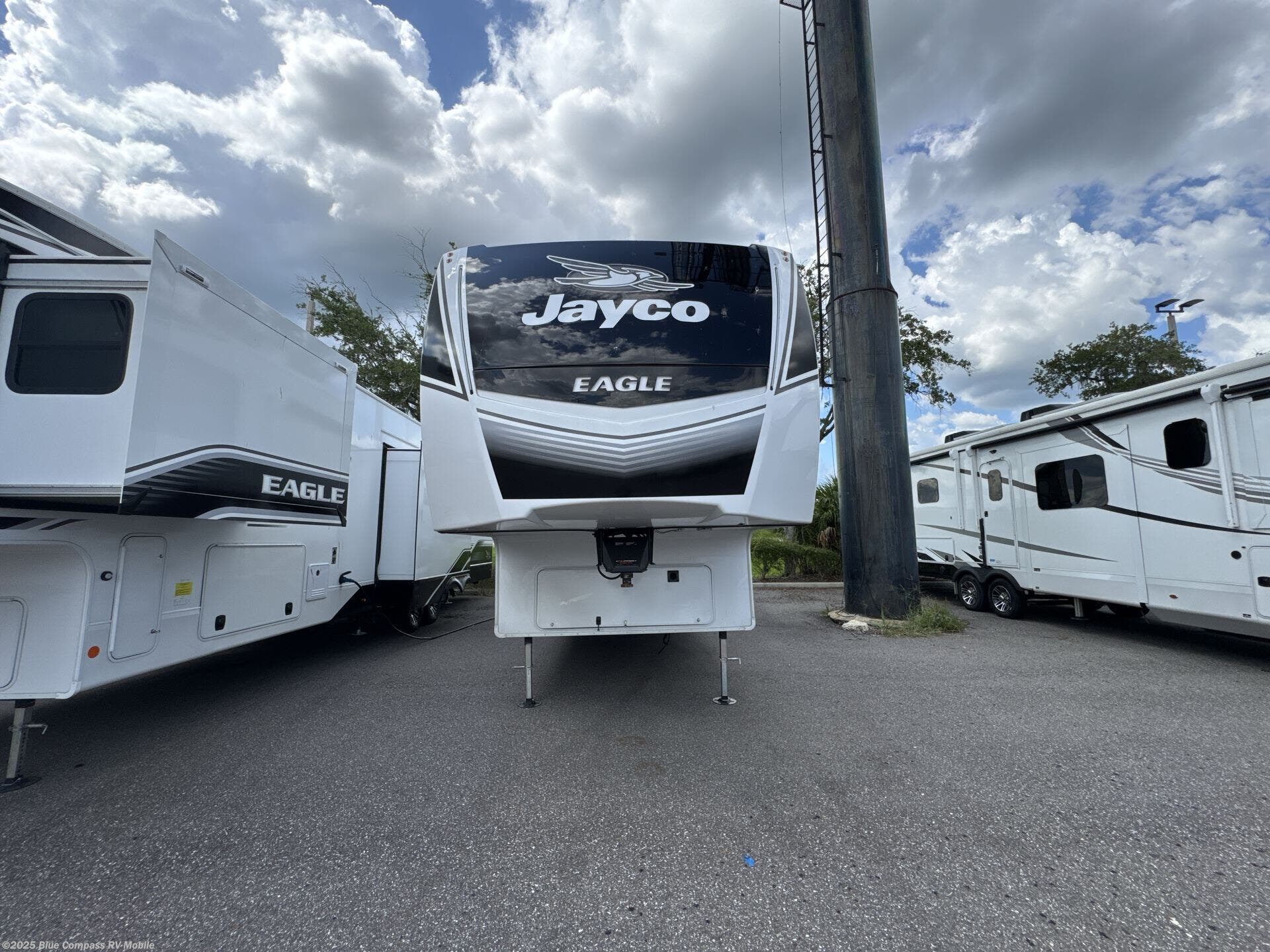 New 2026 Jayco Eagle HT 29DDB available in Theodore, Alabama