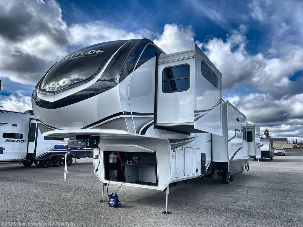 New 2025 Grand Design Solitude 391DL available in Post Falls, Idaho