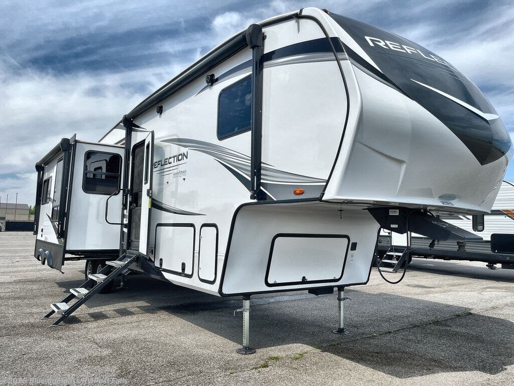 Used 2023 Grand Design Reflection 311BHS available in Post Falls, Idaho