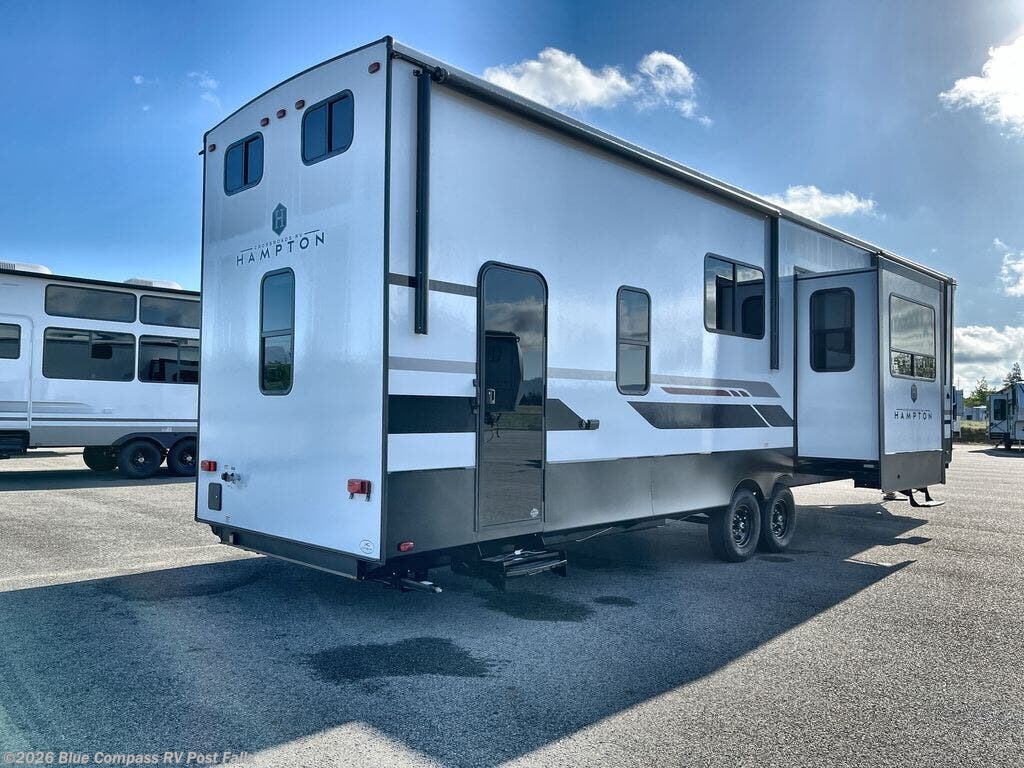 New 2026 CrossRoads Hampton 388FKL available in Post Falls, Idaho