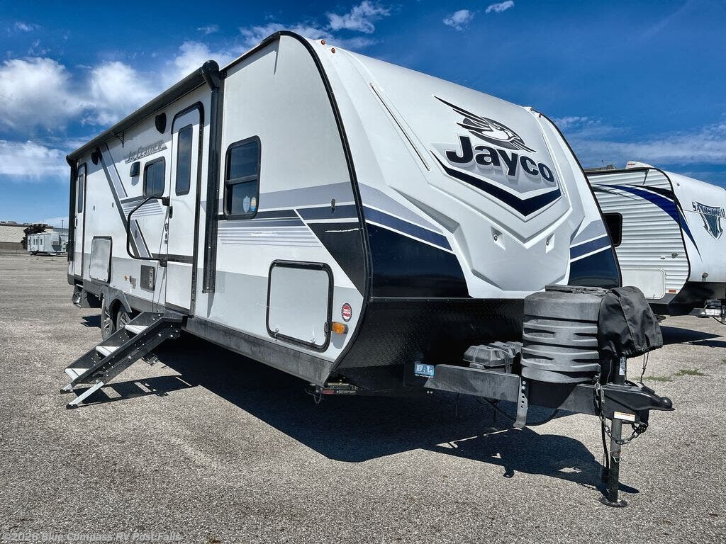 Used 2024 Jayco Jay Feather 27BHB available in Post Falls, Idaho