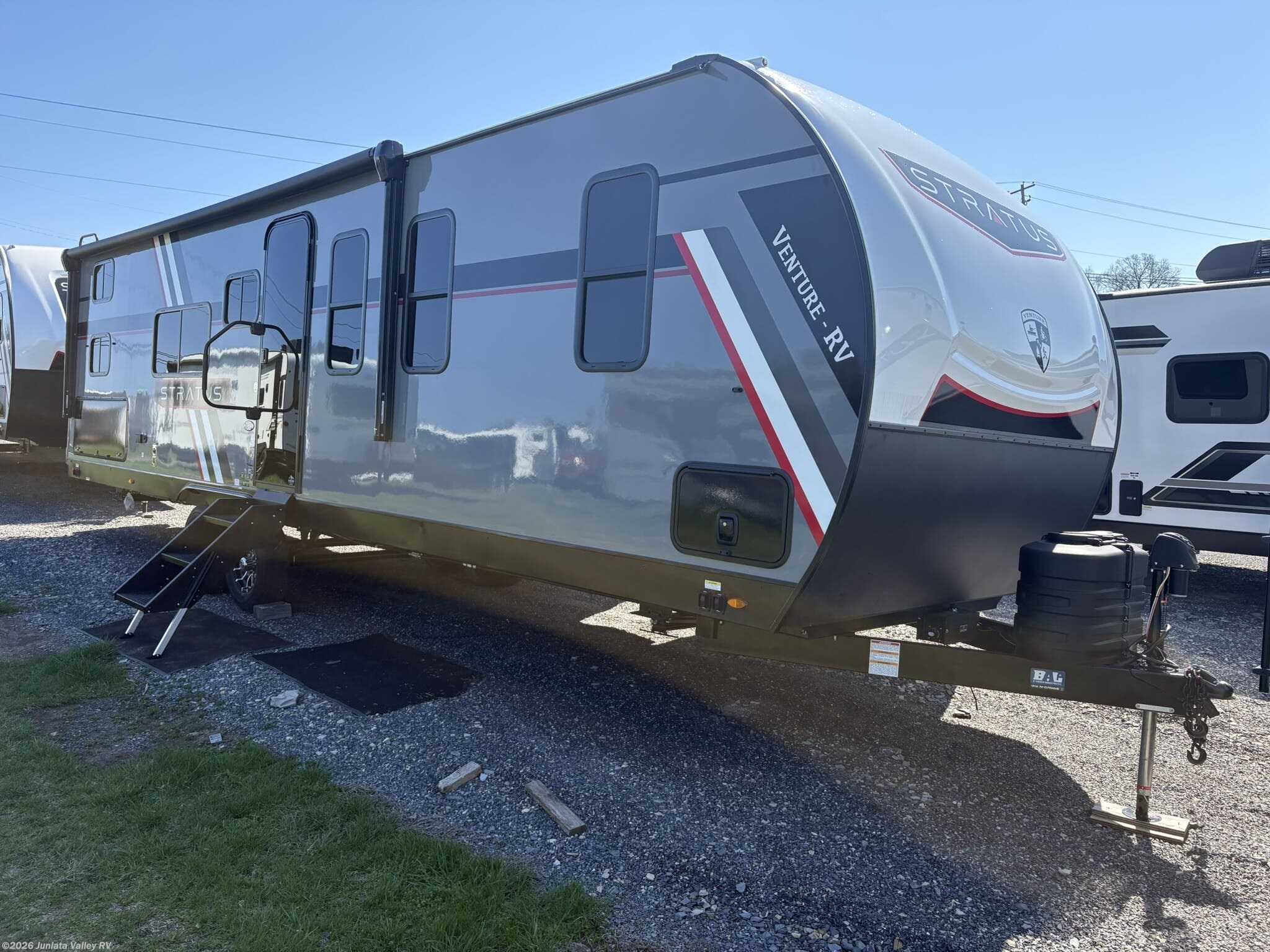 New 2026 Venture RV Stratus SR302VBH available in Mifflintown, Pennsylvania