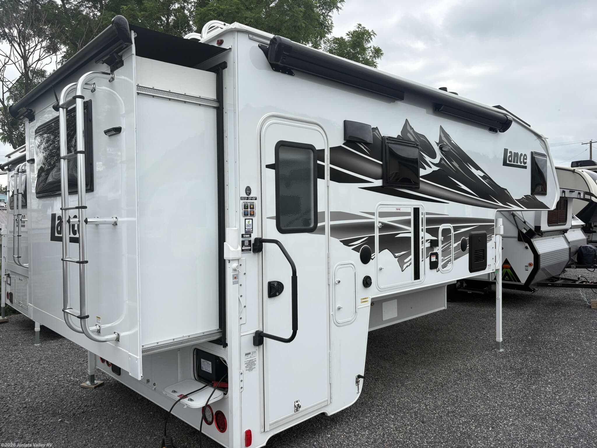 New 2027 Lance TC 1172 available in Mifflintown, Pennsylvania