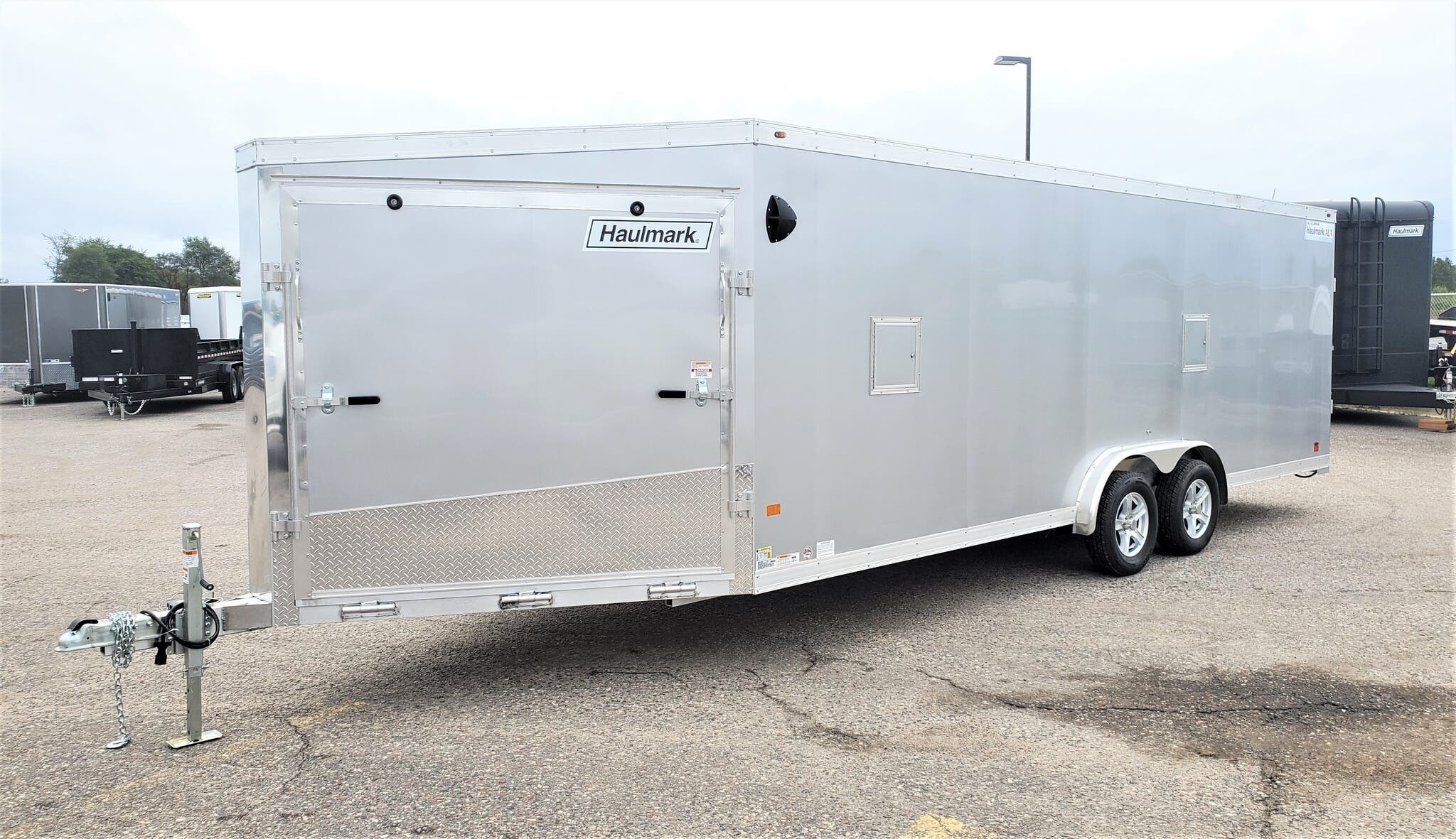 Snowmobile 2019 Haulmark ALX 7.5x28 Enclosed Aluminum Snow Trailer