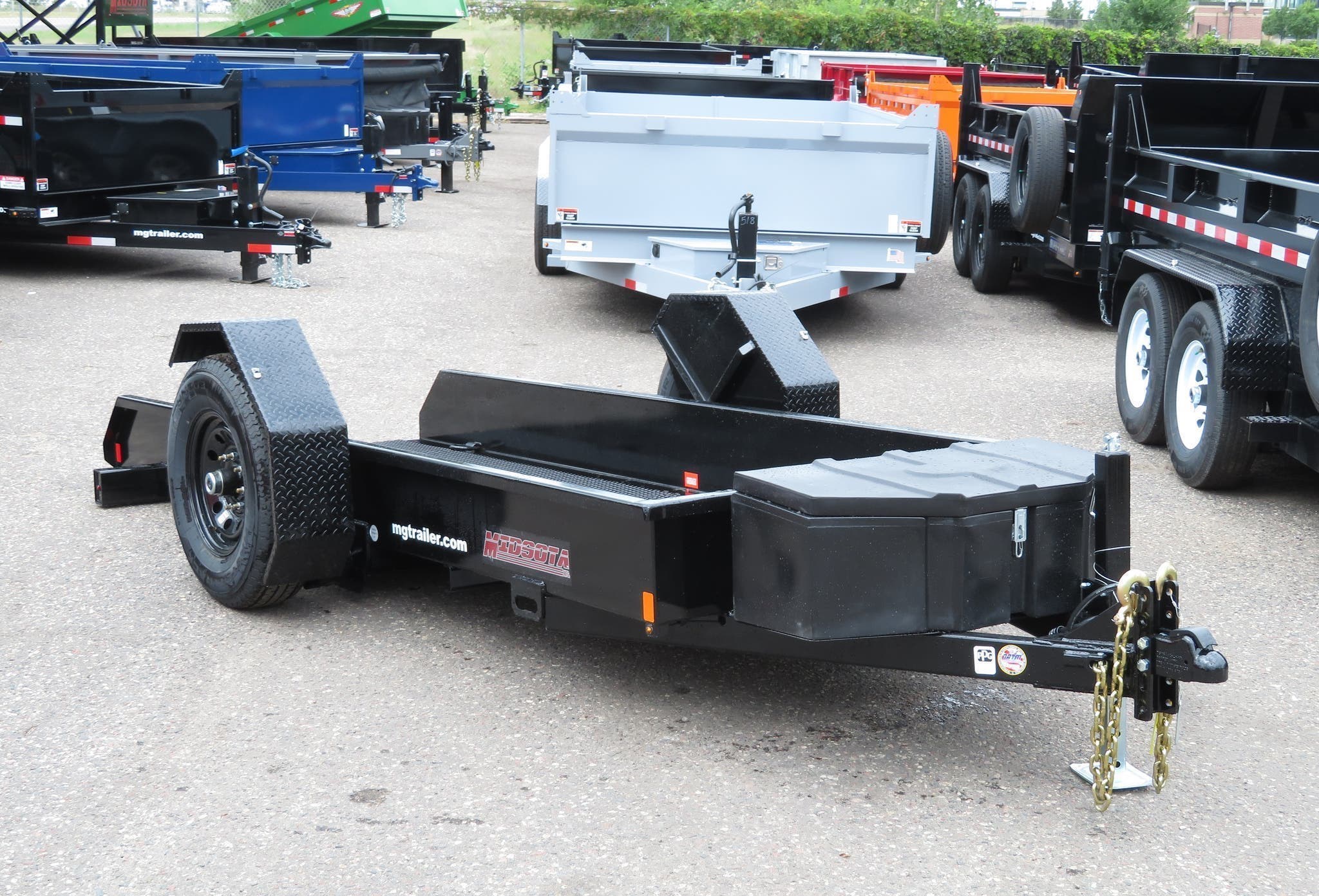 Equipment 2020 Midsota SL12RA Scissor Lift Trailer Black TrailersUSA