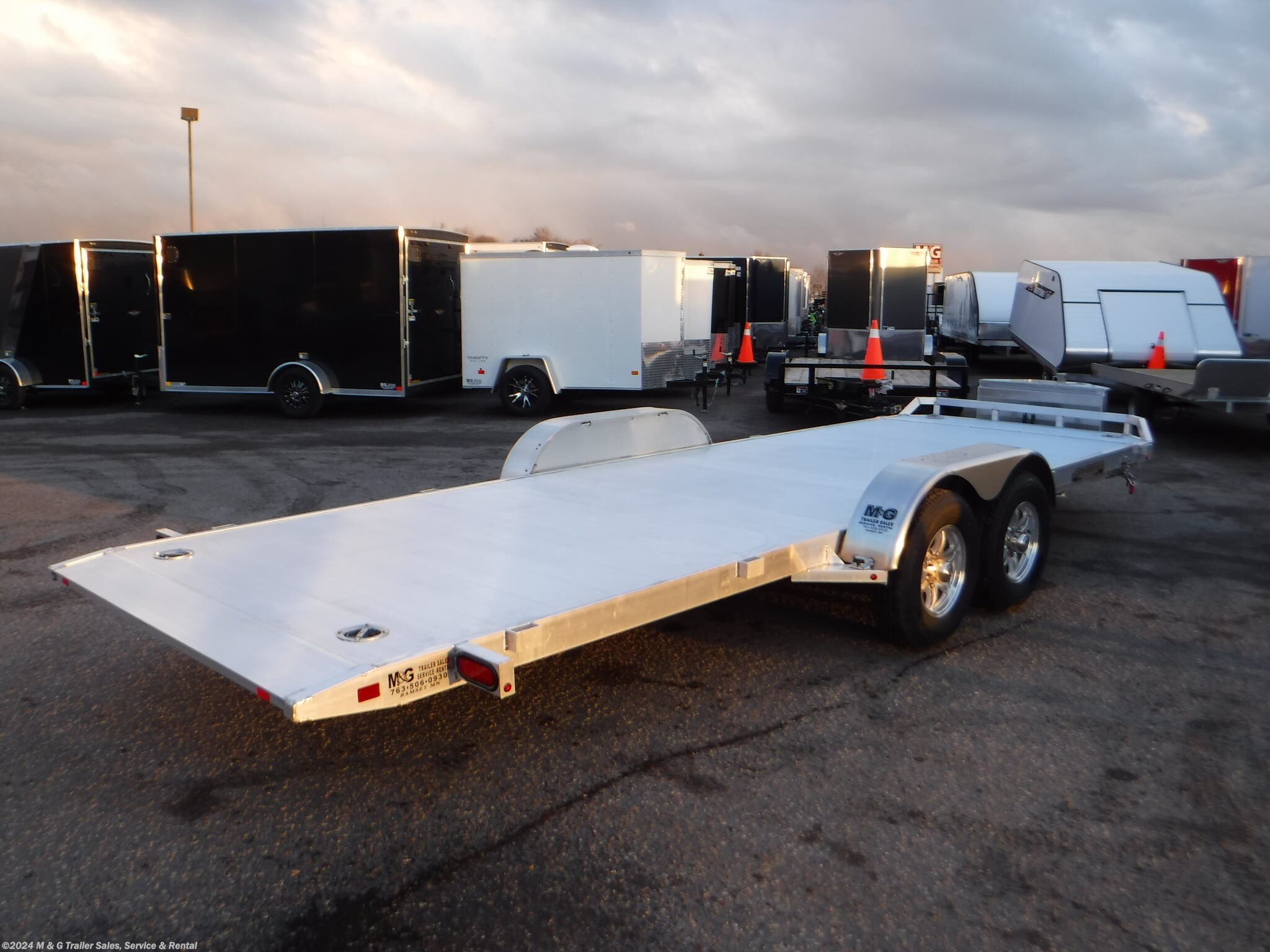 Vehicle Tilt Deck - 2021 Aluma 8220H Tilt Aluminum Car Hauler | TrailersUSA