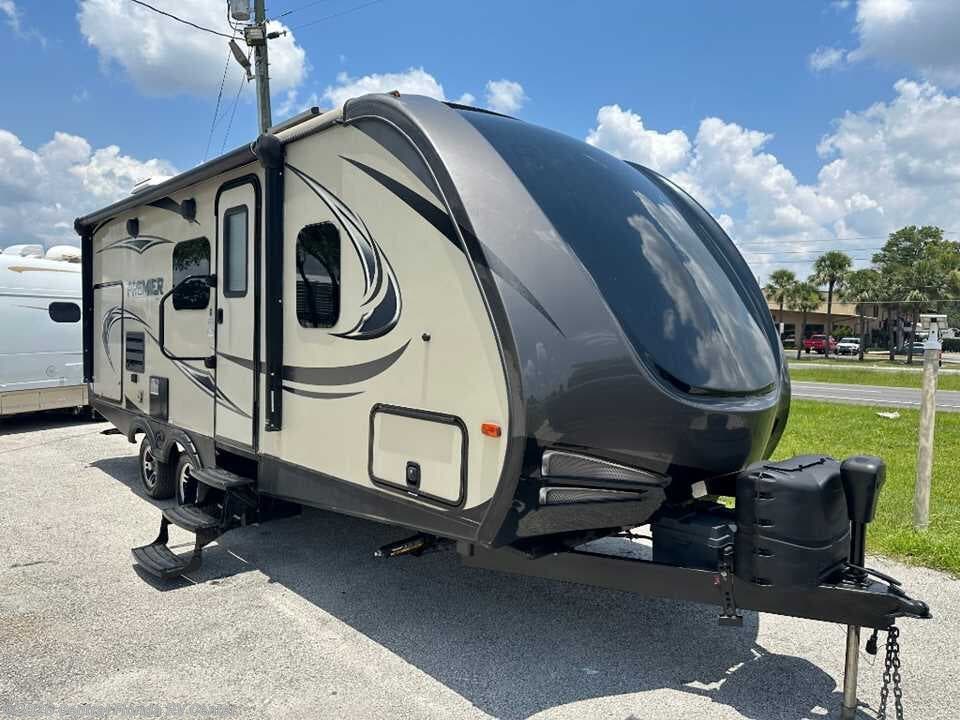 Used 2017 Premier  22RBPR available in Apopka, Florida