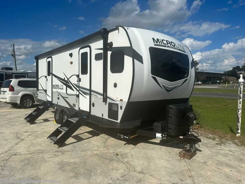 Used 2021 Forest River Flagstaff Micro Lite 25FKBS available in Apopka, Florida