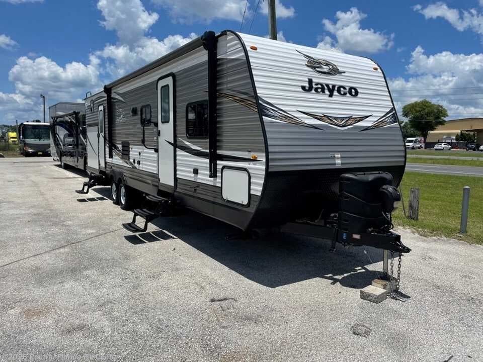 Used 2020 Jayco Jay Flight 32BHDS available in Apopka, Florida