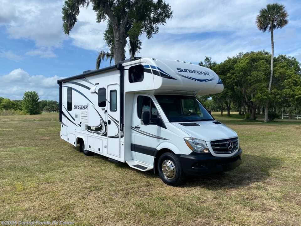 Used 2018  Forest River   by Forest River from Central Florida RV Center in Apopka, FL
