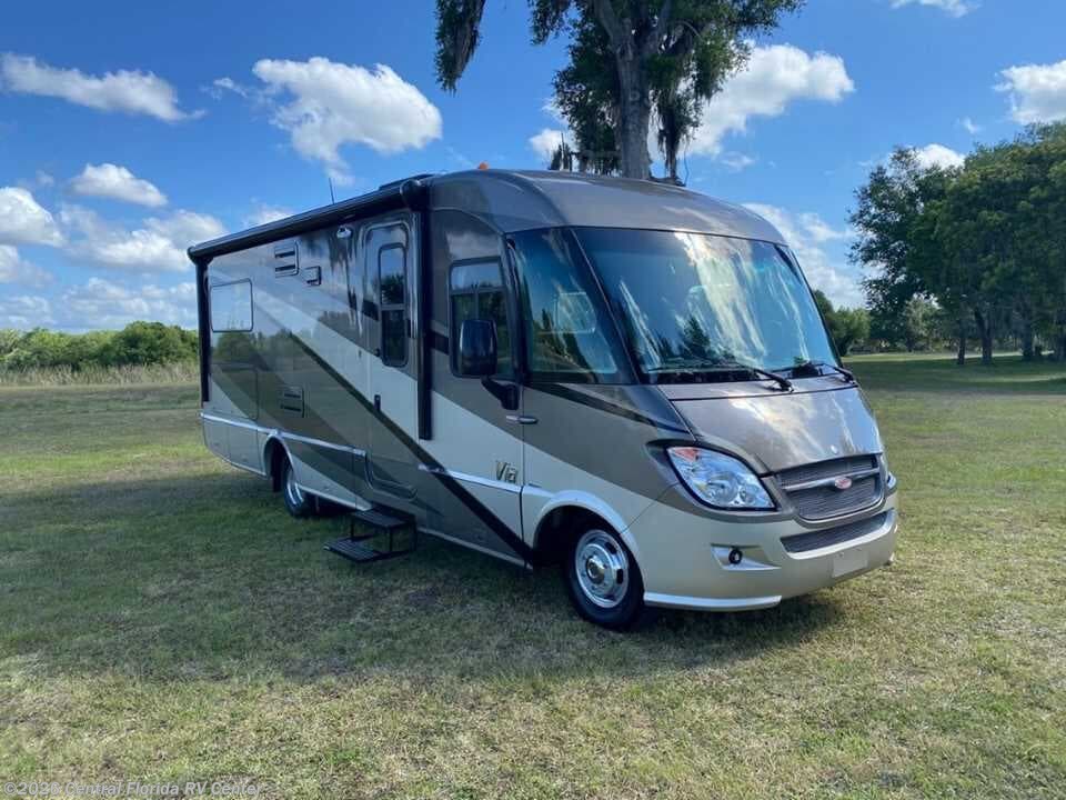 Used 2011 Winnebago Via 25T available in Apopka, Florida