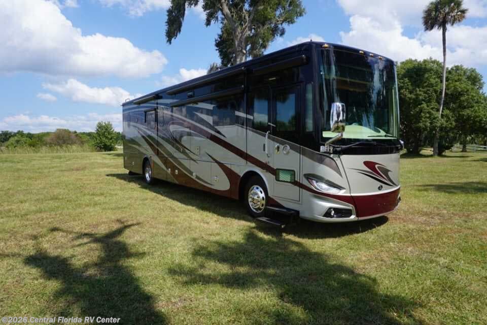 Used 2017  Tiffin Phaeton 40 QBH by Tiffin from Central Florida RV Center in Apopka, FL