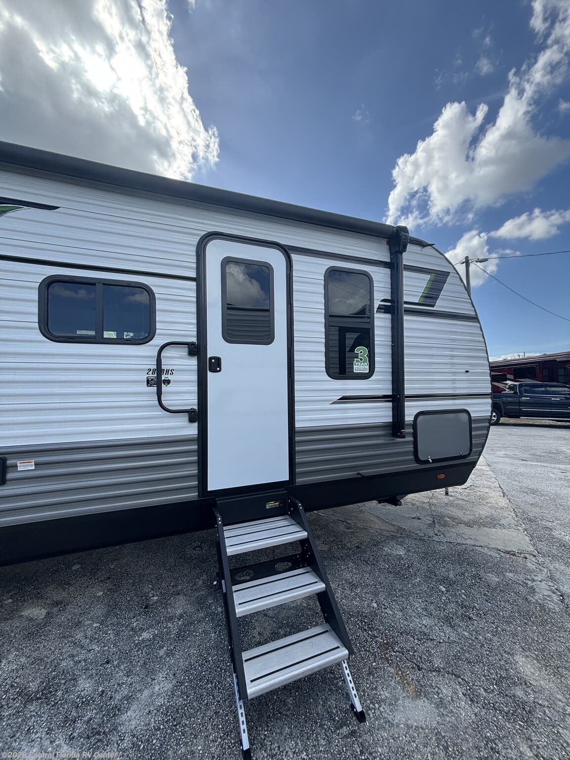 New 2025 Starcraft Autumn Ridge 28BHS available in Apopka, Florida