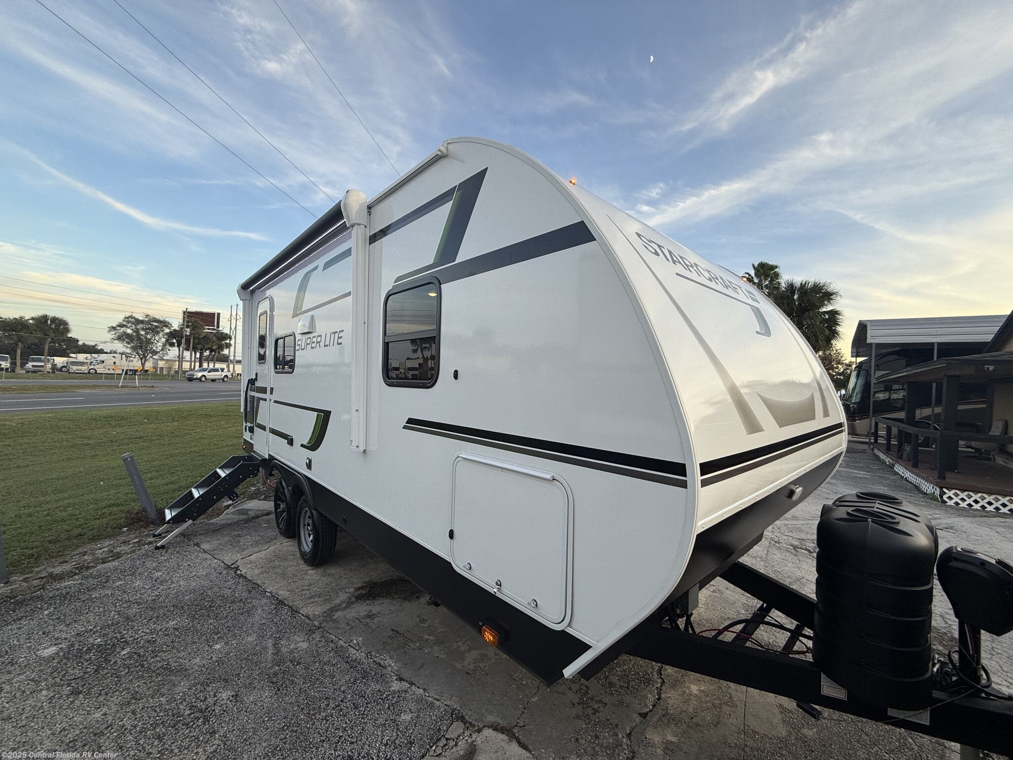 New 2025 Starcraft Super Lite 212FB available in Apopka, Florida